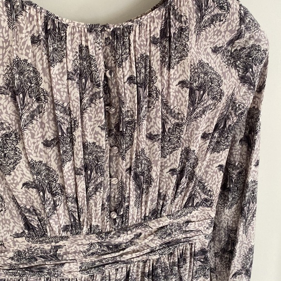 Boden Spring Floral Lilac Dress - Picture 7 of 13